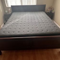 King Size Mattress & Box Springs 