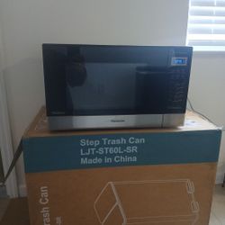 Microwave Please See Full Description Below. 