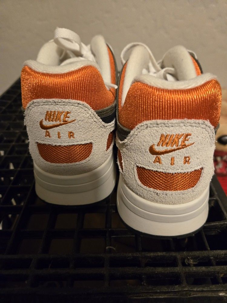 Nike Air