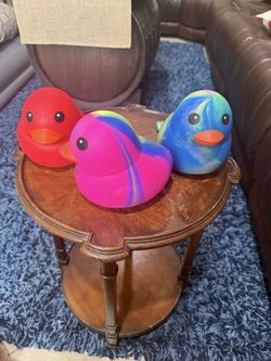 Squishy duck toy