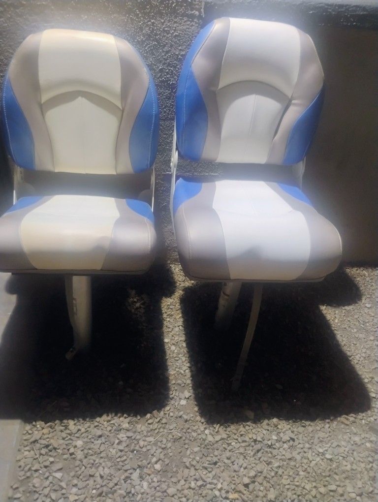 Lowe Boat Seat Fishing