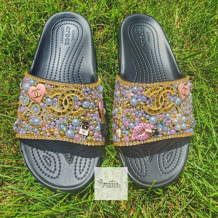 BRAND NEW Signature 'StellaRose' Croc Slides
