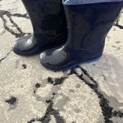 Kids Shoes Size 11/12