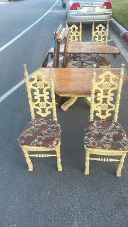 Kitchen - dining room table and chairs