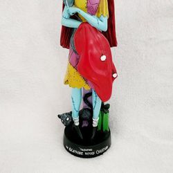 Sally Statue 