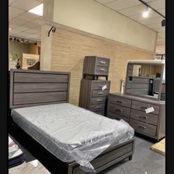 BRAND NEW COMPLETE BEDROOM SET FOR $899