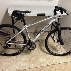 Novara Buzz X Hybrid Commuter Bicycle for Sale in Bonney Lake