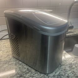 Frigidare ice maker