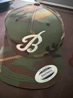 Baseball Bat Bros Camo Snapback Hat – Like New / Never Worn