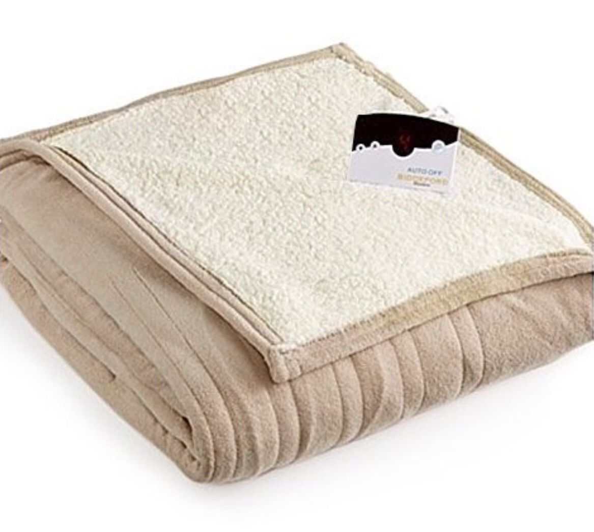 Queen:: Biddeford Micro-plush Reverse Faux Sherpa Heated Blanket, Beige (P1, 3)