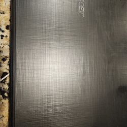 Acer Aspire Laptop (no SSD/HDD/OSI)