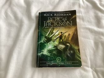 Percy Jackson And The Olympians  - The Lightning Thief -Book Paperback