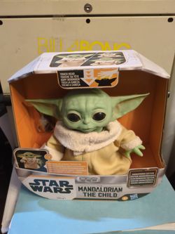 The mandalorian the child grogu figure