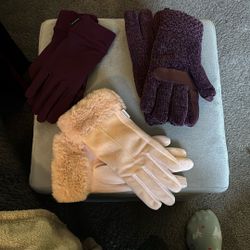 Box Of Women’s Winter Gloves (12) Scarves (3) Headbands (2) Adidas Gaiter 