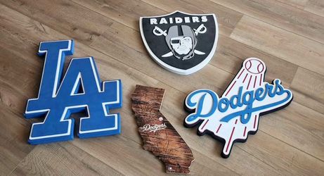 Dodgers Raiders wall decorations