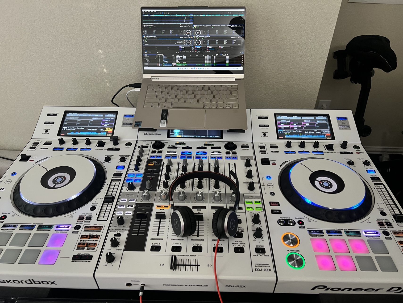 Pioneer DDJ-RZX  - Perfect Condition With Case And White Skin