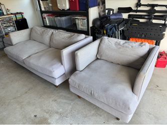 🛋️ Living Spaces Sofa & Matching Chair – Comfortable Set – $100 OBO