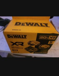 Kit Battery with charger (2) 5Ah. Dewalt