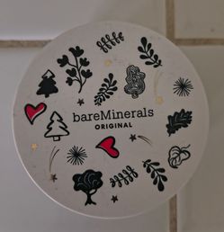 BARE MINERALS FOUNDATION