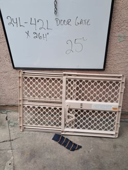 Adjustable Plastic Door Gate 24–42" x 26"