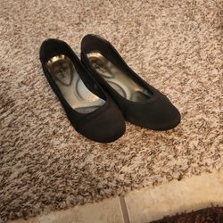 Shoes/flats Size 10w $15