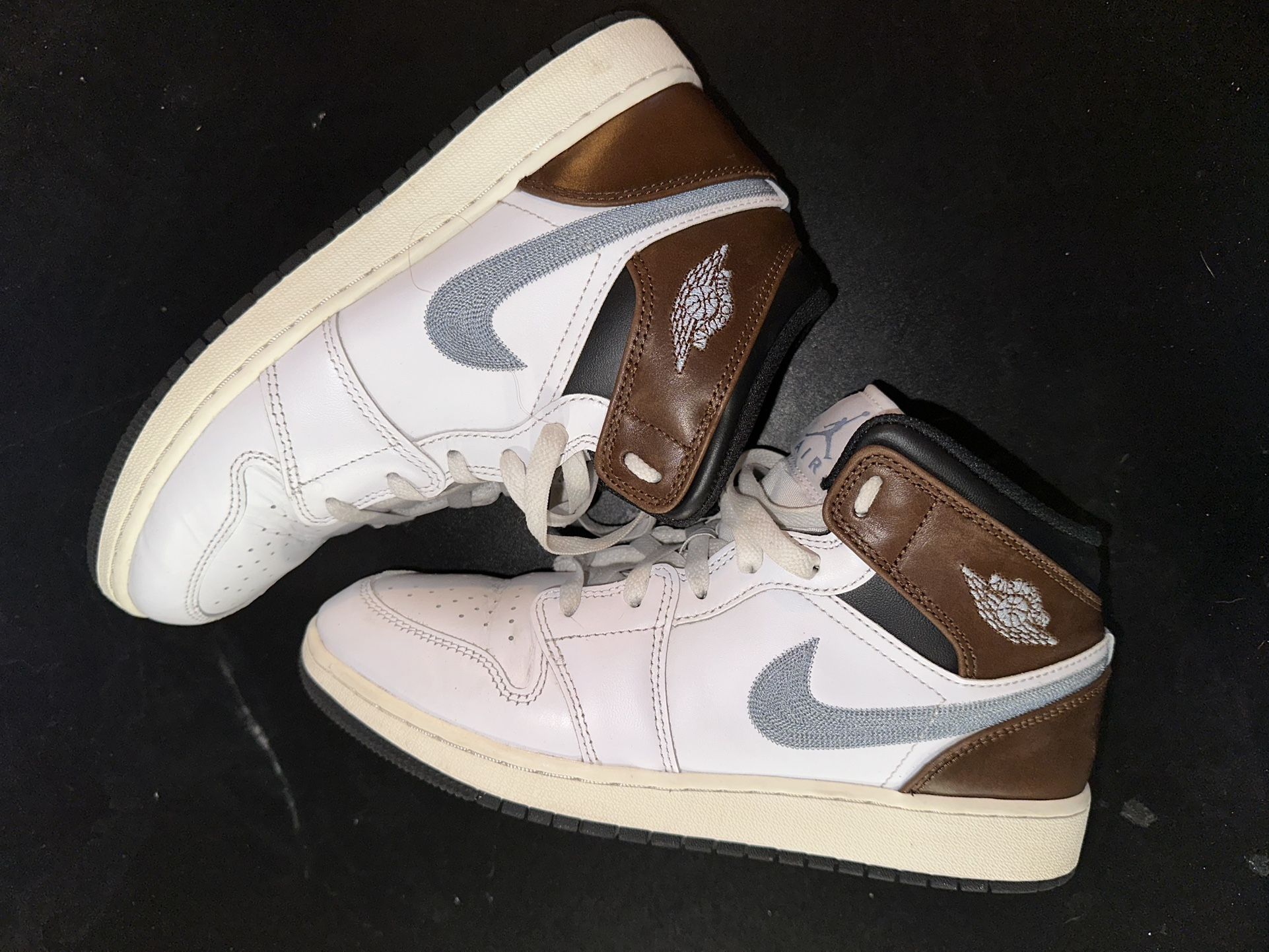 Nike Air Jordan 1 Mid SE White/Brown/Blue-Grey