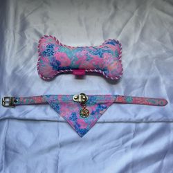Lilly Pulitzer Splendor in the Sand Dog Toy and Bandana