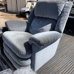 Super Comfortable Lazy Boy Recliner 