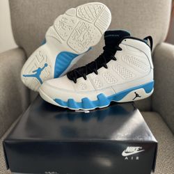 Air Jordan Retro 9 UNC Size 10.5