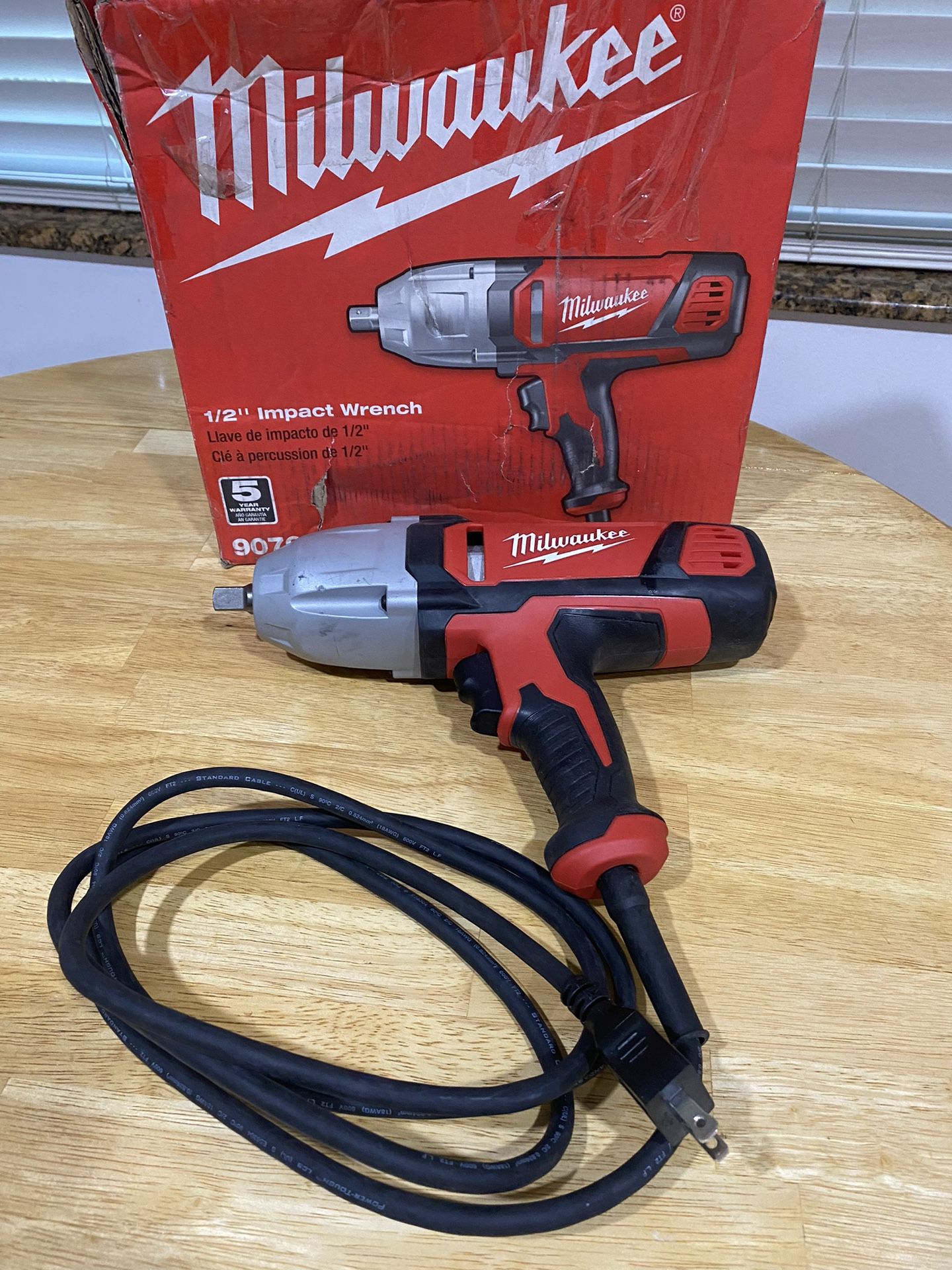 Milwaukee 1/2 Impact Wrench Electric 🔌