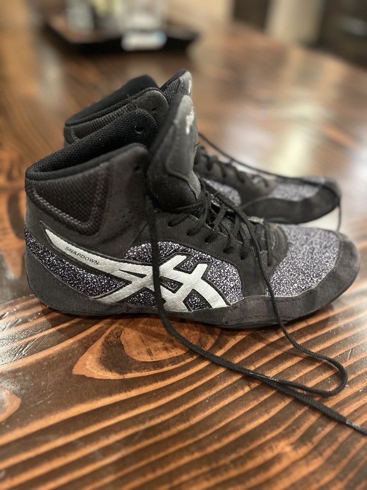 Wrestling Shoes