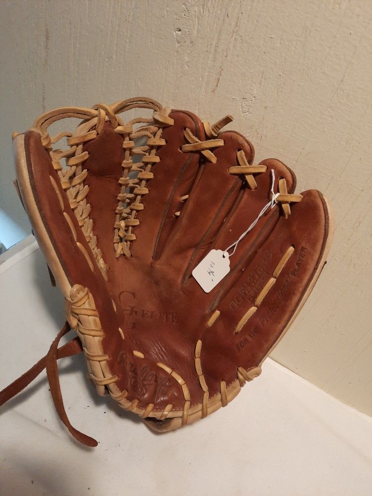 Rawlings Gold Glove Elite Baseball / Softball Glove, 12.75" for Sale in