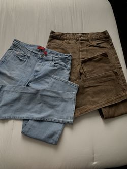 Light Blue Guess Jeans & Brown Levi Jeans 