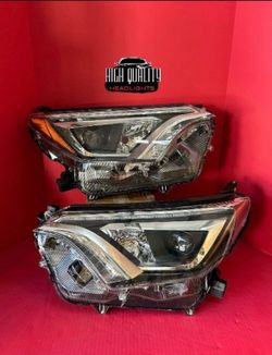 Toyota RAV4 2016-2018 headlights