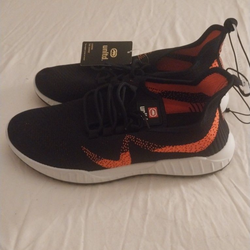 Mens Unltd Athletic Shoes Size 11