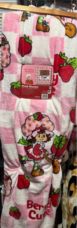 Strawberry Shortcake Large Blanket