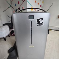 12000 BTU AIR CONDITIONER