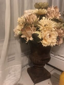 Artificial large outdoor ad indoor flowers/plants