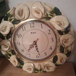Callillies clock  12"Round