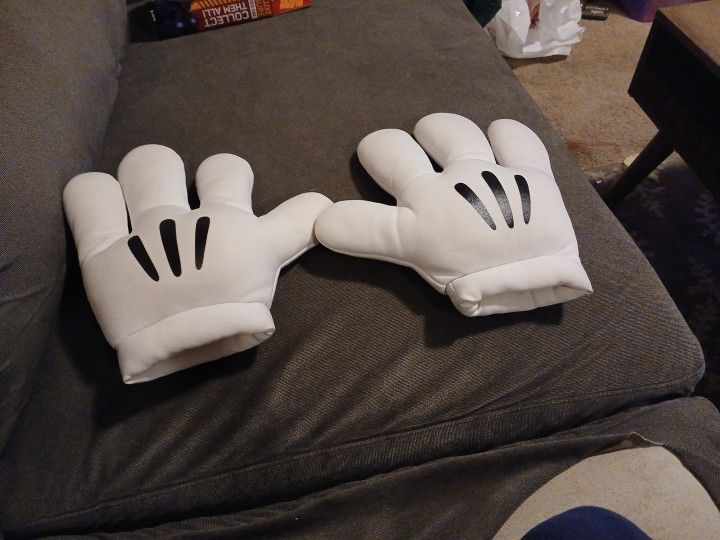 Big Goofy Cartoon Gloves