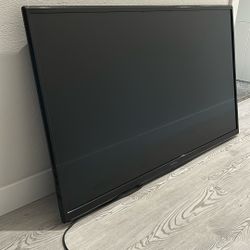43” Insignia LED TV – Works Great 