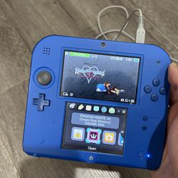 Nintendo 2DS Bundle with Stylus and Kingdom Hearts