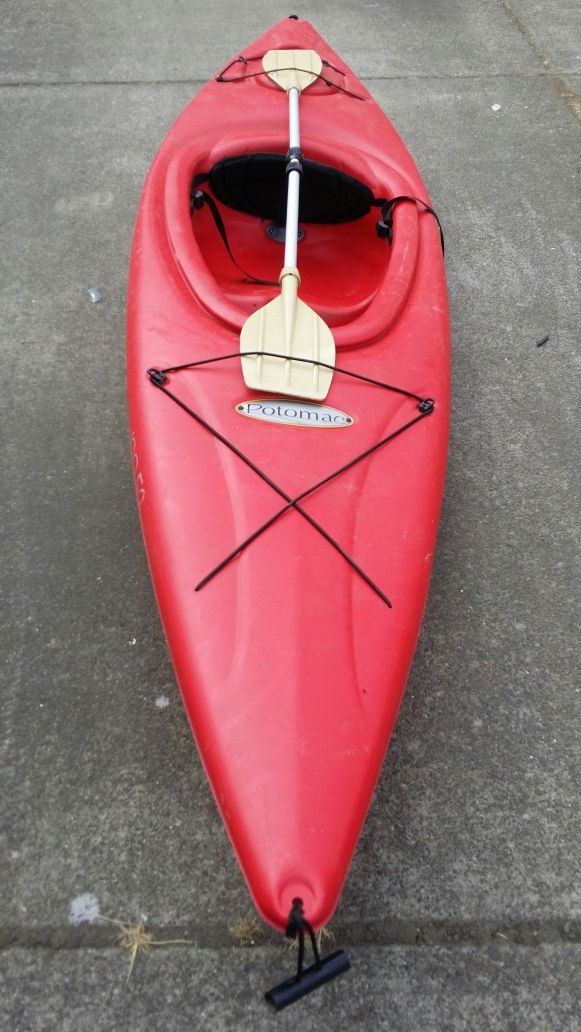 Pelican International Potomac 100 ES Kayak, Red