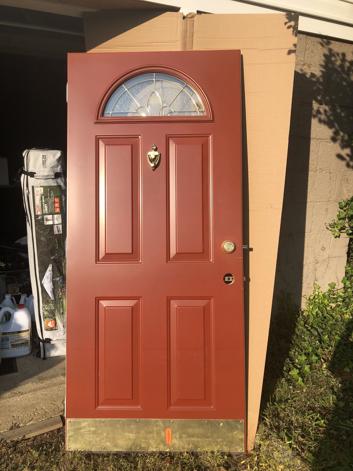 Beautiful red door