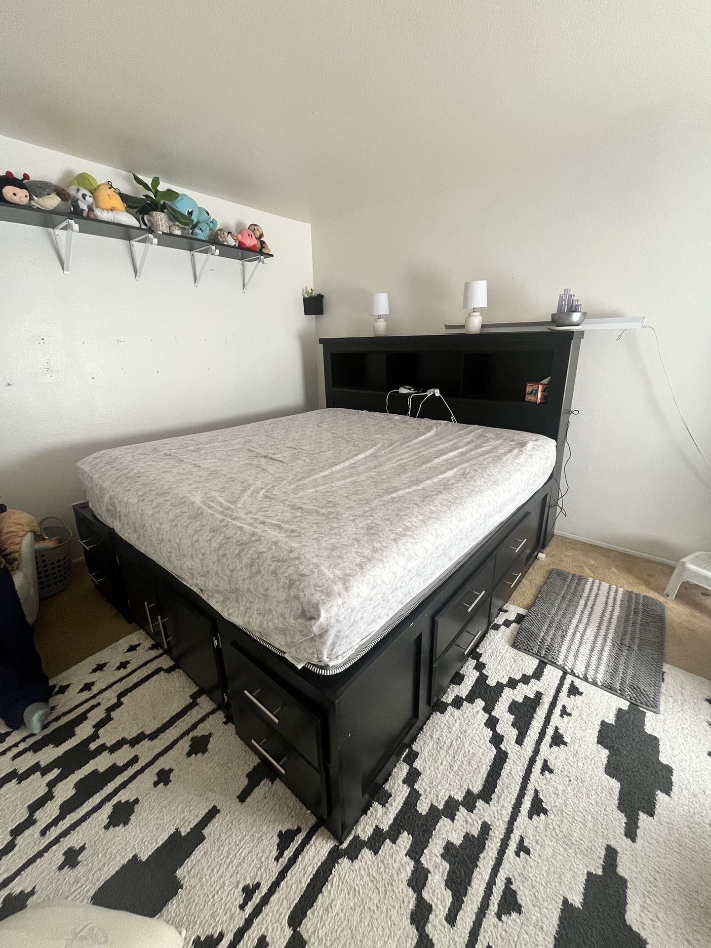 Cali King Bed And Brad Frame