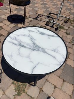 Set of 2 tables