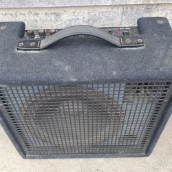 Roland Kc 100 Powers Up 