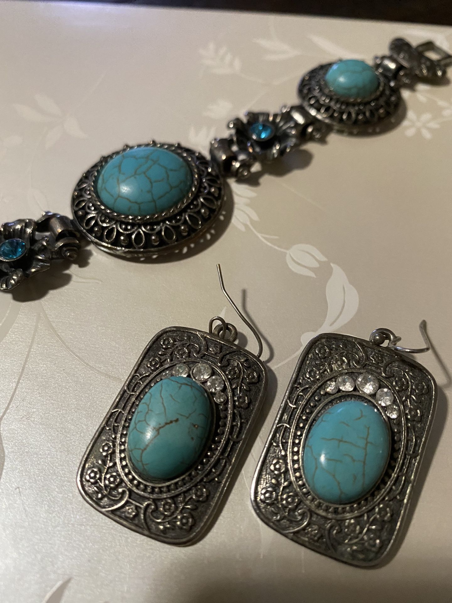 Costume Jewelry- earrings /bracelet 