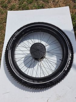 26 X 4.0 fat tire, wheel and 180 disc. Quick release