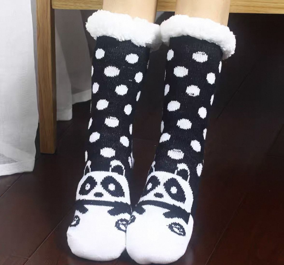 House Warm Socks 